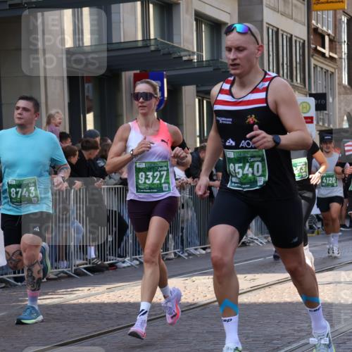13.09.2026 - 21. swb-Marathon Bremen Strokosch-Dieckow http://msf.ph/oto/10321873 13.09.2026 13:18:23 Ziel 307, 465, 2055, 2324, 2948, 3631, 4120, 4413, 4642, 5277, 5867, 6293, 6294, 6787, 6818, 7104, 7163, 7245, 7602, 7731, 8404, 8540, 8743, 8872, 9019, 9275, 9327, 9833, 1146, 1419, 1872, 2055, 2260, 2671, 3241, 3458, 3514, 3634, 4131, 4733, 5292, 5307, 5460, 5695, 5948, 6152, 6293, 6294, 6448, 7491, 7954, 8094, 8943, 8944, 9134, 9609, 10065, 13150 meine-sportfotos.de