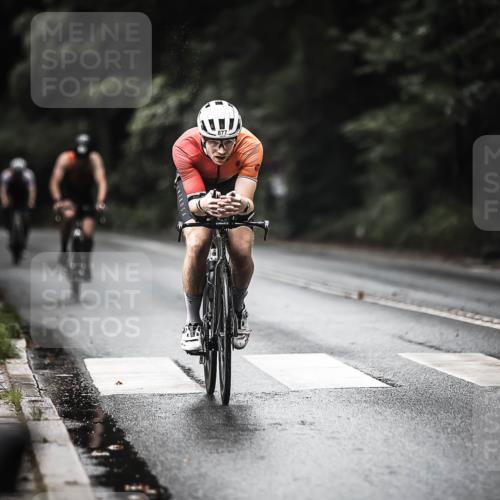 13.09.2026 - Stadtparktriathlon H.Heesch http://msf.ph/oto/10321878 13.09.2026 11:58:35 Radfahren 802, 877, 888, 894, 951, 970, 1037, 1051 meine-sportfotos.de
