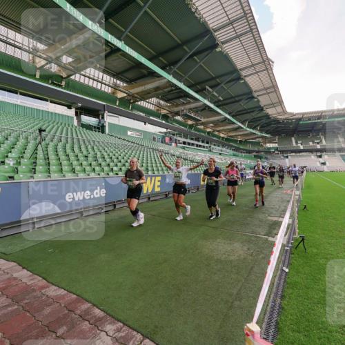 13.09.2026 - 21. swb-Marathon Bremen Michael Burmester http://msf.ph/oto/10321880 13.09.2026 13:22:28 Laufen im Stadion 128, 160, 211, 258, 343, 351, 423, 441, 533, 571, 601, 609, 620, 708, 782, 851, 892, 1060, 1094, 1157, 1158, 1177, 1178, 1259, 1316, 1331, 1344, 1417, 1518, 1657, 1669, 1676, 1691, 1729, 1746, 1788, 1883, 2213, 2290, 2414, 2433, 2475, 2504, 2526, 2551, 2619, 2632, 2652, 2660, 2685, 2711, 2736, 2828, 2954, 2964, 2995, 3010, 3022, 3034, 3144, 3225, 3252, 3347, 3351, 3505, 3530, 3559, 3682, 3727, 3784, 4020, 4054, 4231, 4406, 4407, 4431, 4467, 4584, 1506 meine-sportfotos.de