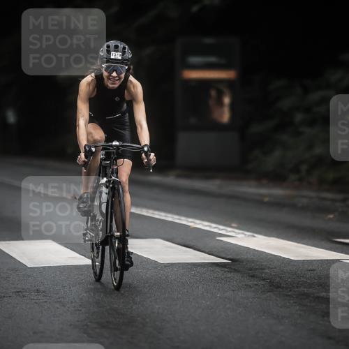 13.09.2026 - Stadtparktriathlon H.Heesch http://msf.ph/oto/10321905 13.09.2026 13:07:36 Radfahren 1233, 1264, 1341, 1379 meine-sportfotos.de