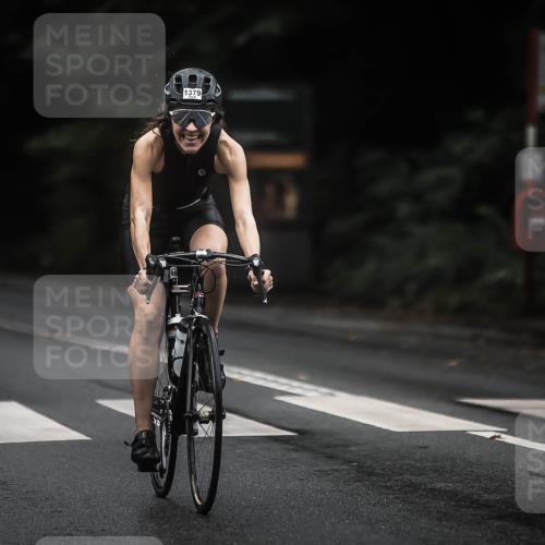 13.09.2026 - Stadtparktriathlon H.Heesch http://msf.ph/oto/10321915 13.09.2026 13:07:36 Radfahren 1233, 1264, 1341, 1379 meine-sportfotos.de