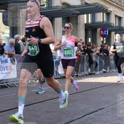 13.09.2026 - 21. swb-Marathon Bremen Strokosch-Dieckow http://msf.ph/oto/10321919 13.09.2026 13:18:24 Ziel 307, 465, 2324, 2948, 3631, 4120, 4413, 4642, 5277, 5867, 6787, 6818, 7104, 7163, 7245, 7602, 7731, 8404, 8540, 8743, 8872, 9019, 9275, 9327, 9833, 1146, 1419, 1872, 2055, 2260, 2671, 3241, 3458, 3514, 3634, 4131, 4733, 5292, 5307, 5460, 5695, 6152, 6293, 6294, 6818, 7491, 7954, 8094, 8943, 8944, 9134, 9609, 10065, 13150 meine-sportfotos.de