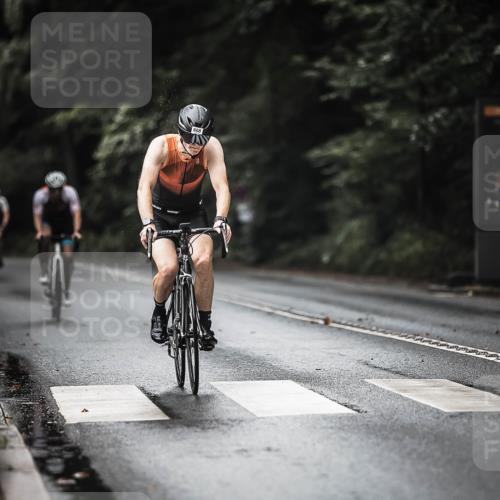13.09.2026 - Stadtparktriathlon H.Heesch http://msf.ph/oto/10321932 13.09.2026 11:58:37 Radfahren 802, 877, 888, 894, 951, 970, 1051 meine-sportfotos.de