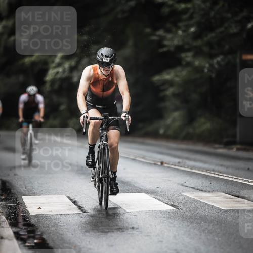 13.09.2026 - Stadtparktriathlon H.Heesch http://msf.ph/oto/10321938 13.09.2026 11:58:37 Radfahren 802, 877, 888, 894, 951, 970, 1051 meine-sportfotos.de