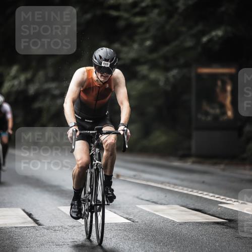 13.09.2026 - Stadtparktriathlon H.Heesch http://msf.ph/oto/10321950 13.09.2026 11:58:38 Radfahren 802, 864, 877, 888, 894, 951, 1051 meine-sportfotos.de