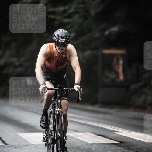 13.09.2026 - Stadtparktriathlon H.Heesch http://msf.ph/oto/10321961 13.09.2026 11:58:38 Radfahren 802, 864, 877, 888, 894, 951, 1051 meine-sportfotos.de