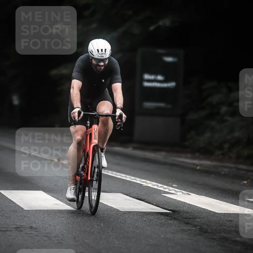13.09.2026 - Stadtparktriathlon H.Heesch http://msf.ph/oto/10321980 13.09.2026 13:07:40 Radfahren 1194, 1264, 1292, 1310, 1341, 1379, 1423 meine-sportfotos.de