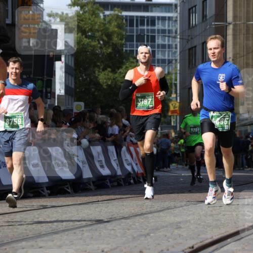 13.09.2026 - 21. swb-Marathon Bremen Strokosch-Dieckow http://msf.ph/oto/10322041 13.09.2026 13:09:17 Ziel 1925, 2287, 3110, 3330, 4384, 5517, 5636, 5696, 6906, 7262, 8120, 9240, 9867, 9906, 9911, 1034, 3197, 4895, 5111, 6652, 8759, 9789, 9866 meine-sportfotos.de