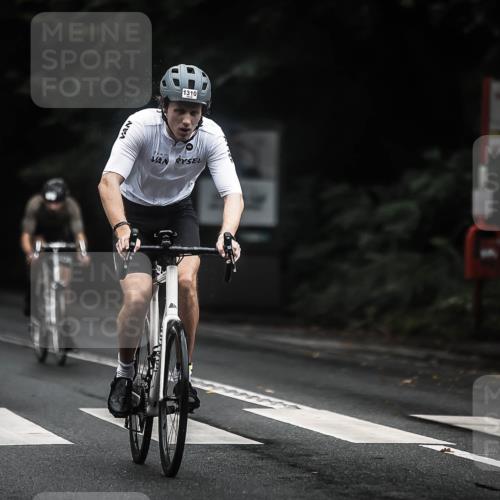 13.09.2026 - Stadtparktriathlon H.Heesch http://msf.ph/oto/10322044 13.09.2026 13:07:44 Radfahren 1194, 1249, 1264, 1292, 1310, 1341, 1423, 1428 meine-sportfotos.de