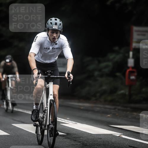 13.09.2026 - Stadtparktriathlon H.Heesch http://msf.ph/oto/10322048 13.09.2026 13:07:44 Radfahren 1194, 1249, 1264, 1292, 1310, 1341, 1423, 1428 meine-sportfotos.de