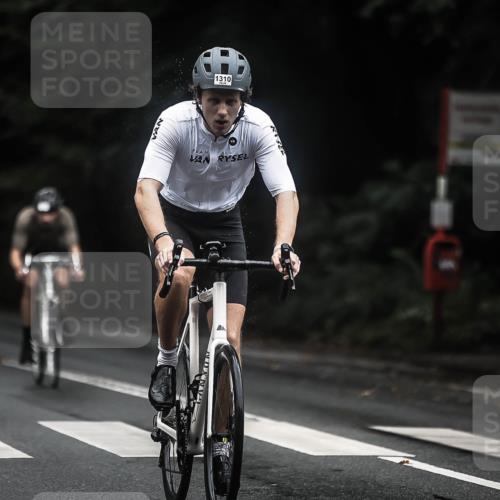 13.09.2026 - Stadtparktriathlon H.Heesch http://msf.ph/oto/10322056 13.09.2026 13:07:44 Radfahren 1194, 1249, 1264, 1292, 1310, 1341, 1423, 1428 meine-sportfotos.de