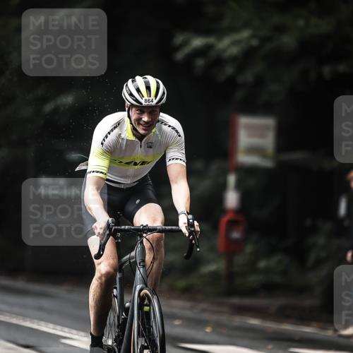 13.09.2026 - Stadtparktriathlon H.Heesch http://msf.ph/oto/10322057 13.09.2026 11:58:44 Radfahren 864, 886, 888, 894, 980 meine-sportfotos.de
