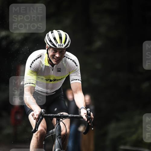 13.09.2026 - Stadtparktriathlon H.Heesch http://msf.ph/oto/10322076 13.09.2026 11:58:44 Radfahren 864, 886, 888, 894, 980 meine-sportfotos.de
