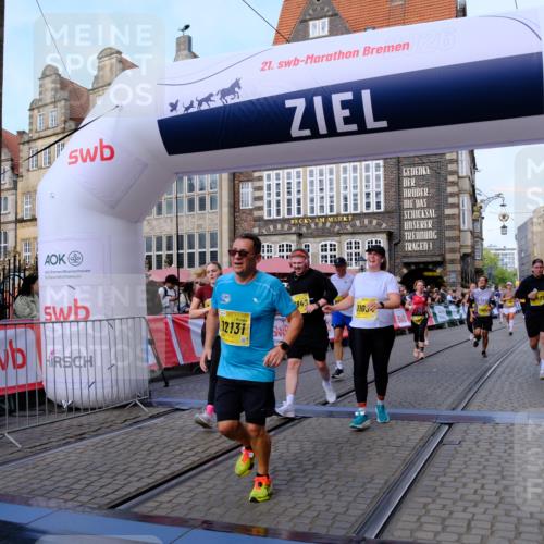 13.09.2026 - 21. swb-Marathon Bremen Tim E. http://msf.ph/oto/10322103 13.09.2026 10:59:15 Ziel 10254, 10383, 10415, 10427, 10477, 10485, 10787, 10794, 10832, 10843, 10948, 11034, 11267, 11278, 11602, 11913, 12015, 12127, 12130, 12131, 12176, 12271, 12297, 12414 meine-sportfotos.de