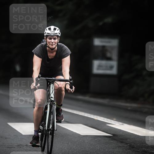 13.09.2026 - Stadtparktriathlon H.Heesch http://msf.ph/oto/10322110 13.09.2026 13:07:48 Radfahren 1194, 1221, 1249, 1264, 1292, 1310, 1423, 1428 meine-sportfotos.de