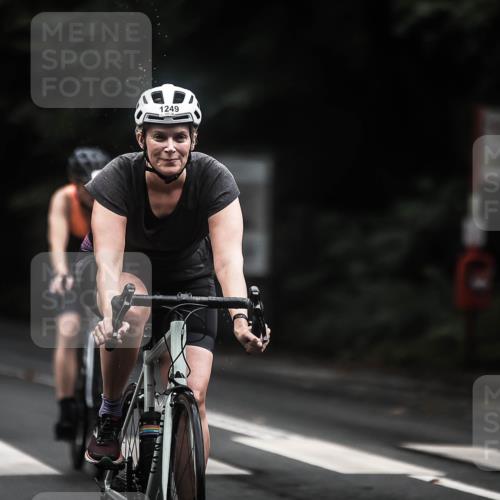 13.09.2026 - Stadtparktriathlon H.Heesch http://msf.ph/oto/10322125 13.09.2026 13:07:49 Radfahren 1194, 1221, 1249, 1292, 1310, 1400, 1423, 1428 meine-sportfotos.de