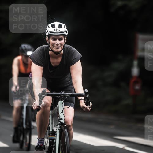 13.09.2026 - Stadtparktriathlon H.Heesch http://msf.ph/oto/10322134 13.09.2026 13:07:49 Radfahren 1194, 1221, 1249, 1292, 1310, 1400, 1423, 1428 meine-sportfotos.de