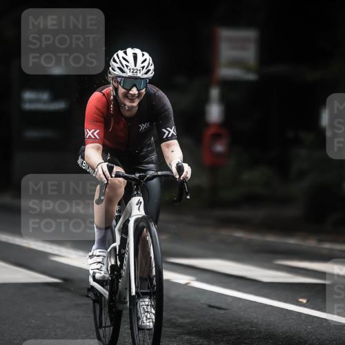 13.09.2026 - Stadtparktriathlon H.Heesch http://msf.ph/oto/10322176 13.09.2026 13:07:53 Radfahren 1221, 1249, 1400, 1428 meine-sportfotos.de