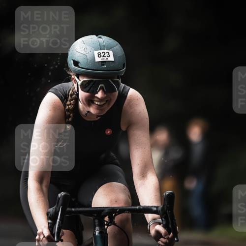13.09.2026 - Stadtparktriathlon H.Heesch http://msf.ph/oto/10322177 13.09.2026 11:58:56 Radfahren 823 meine-sportfotos.de