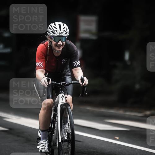 13.09.2026 - Stadtparktriathlon H.Heesch http://msf.ph/oto/10322185 13.09.2026 13:07:53 Radfahren 1221, 1249, 1400, 1428 meine-sportfotos.de