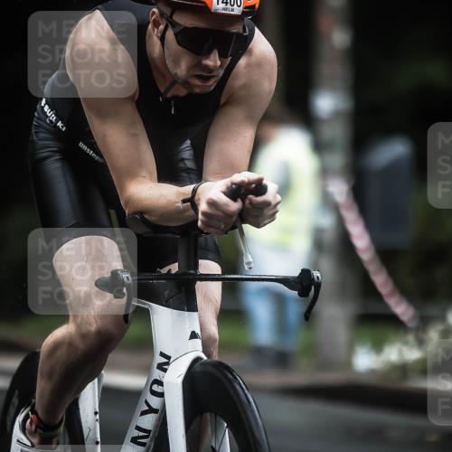 13.09.2026 - Stadtparktriathlon H.Heesch http://msf.ph/oto/10322248 13.09.2026 13:07:57 Radfahren 1221, 1303, 1400, 1418 meine-sportfotos.de