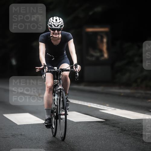 13.09.2026 - Stadtparktriathlon H.Heesch http://msf.ph/oto/10322261 13.09.2026 13:08:00 Radfahren 1303, 1400, 1418 meine-sportfotos.de
