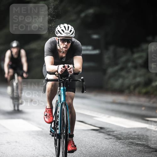 13.09.2026 - Stadtparktriathlon H.Heesch http://msf.ph/oto/10322275 13.09.2026 11:59:08 Radfahren 878, 903, 911, 955, 998, 1007, 1024 meine-sportfotos.de