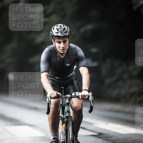 13.09.2026 - Stadtparktriathlon H.Heesch http://msf.ph/oto/10322308 13.09.2026 11:59:11 Radfahren 878, 911, 955, 998, 1024 meine-sportfotos.de