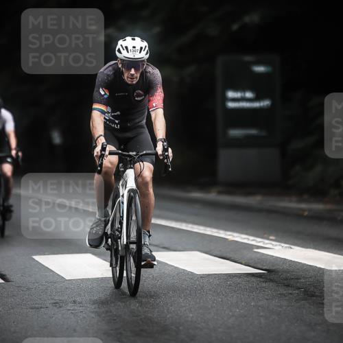 13.09.2026 - Stadtparktriathlon H.Heesch http://msf.ph/oto/10322322 13.09.2026 13:08:09 Radfahren 1282, 1307, 1422 meine-sportfotos.de
