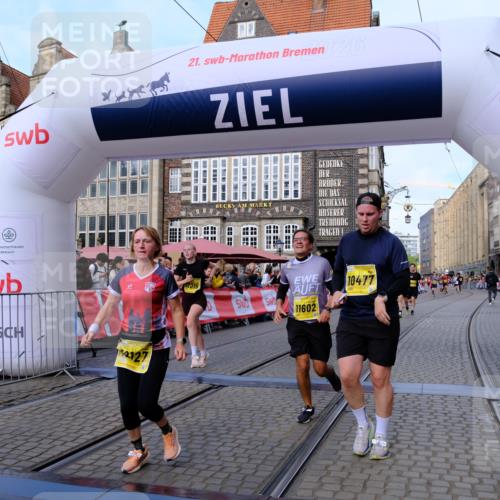 13.09.2026 - 21. swb-Marathon Bremen Tim E. http://msf.ph/oto/10322324 13.09.2026 10:59:18 Ziel 10254, 10383, 10415, 10427, 10477, 10485, 10668, 10787, 10794, 10843, 11034, 11267, 11278, 11602, 11913, 12015, 12127, 12130, 12131, 12176, 12200, 12271, 12297, 12414 meine-sportfotos.de