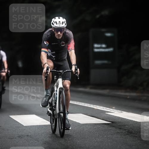 13.09.2026 - Stadtparktriathlon H.Heesch http://msf.ph/oto/10322325 13.09.2026 13:08:10 Radfahren 1282, 1285, 1307, 1422 meine-sportfotos.de
