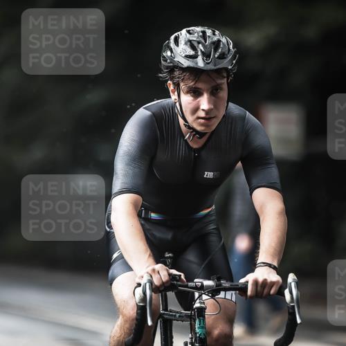 13.09.2026 - Stadtparktriathlon H.Heesch http://msf.ph/oto/10322330 13.09.2026 11:59:11 Radfahren 878, 911, 955, 998, 1024 meine-sportfotos.de