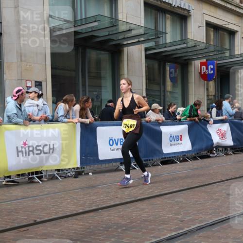13.09.2026 - 21. swb-Marathon Bremen Strokosch-Dieckow http://msf.ph/oto/10322333 13.09.2026 10:59:29 Ziel 10175, 10236, 10355, 10669, 10691, 10867, 10928, 10929, 11054, 11056, 11089, 11194, 11419, 11427, 11501, 11594, 11637, 11803, 11879, 11904, 12138, 12238, 12239, 12242, 12243, 12388, 12480, 12527, 10147, 10377, 10492, 10668, 10745, 10922, 11086, 11125, 11151, 11207, 11301, 11302, 11500, 11519, 11873, 12118, 12200, 12267, 12295, 12481, 12537, 12541 meine-sportfotos.de