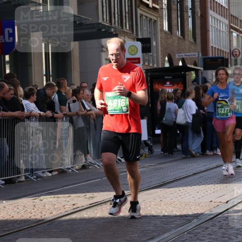 13.09.2026 - 21. swb-Marathon Bremen Strokosch-Dieckow http://msf.ph/oto/10322336 13.09.2026 13:18:33 Ziel 307, 2324, 2948, 3631, 4120, 4642, 4916, 5277, 5867, 6310, 6787, 7104, 7154, 7163, 7602, 7647, 7791, 8743, 9327, 9512, 9833, 13184, 465, 1146, 1419, 2055, 2324, 4413, 4642, 5307, 5460, 6293, 6294, 6818, 7245, 7491, 7731, 7954, 8404, 8540, 8872, 9019, 9275, 10065, 13150 meine-sportfotos.de