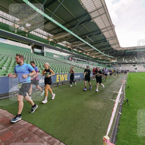 13.09.2026 - 21. swb-Marathon Bremen Michael Burmester http://msf.ph/oto/10322342 13.09.2026 13:23:26 Laufen im Stadion 137, 160, 182, 211, 324, 343, 434, 533, 571, 609, 708, 721, 739, 743, 892, 1157, 1178, 1259, 1273, 1331, 1471, 1597, 1598, 1657, 1669, 1691, 1746, 1788, 1883, 1944, 2213, 2252, 2286, 2290, 2433, 2445, 2465, 2475, 2495, 2503, 2504, 2526, 2571, 2619, 2632, 2660, 2685, 2711, 2768, 2776, 2936, 2964, 2968, 3252, 3282, 3288, 3289, 3292, 3312, 3347, 3351, 3364, 3395, 3423, 3447, 3505, 3530, 3559, 3682, 3727, 3770, 3784, 3819, 4020, 4054, 4231, 4406, 4407, 4431, 4466, 4467, 4584, 1506 meine-sportfotos.de