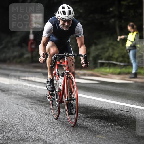 13.09.2026 - Stadtparktriathlon H.Heesch http://msf.ph/oto/10322372 13.09.2026 11:59:28 Radfahren 830, 902, 957, 1035, 1066 meine-sportfotos.de