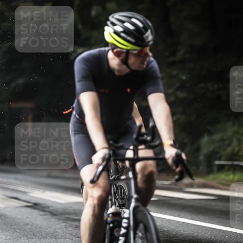 13.09.2026 - Stadtparktriathlon H.Heesch http://msf.ph/oto/10322464 13.09.2026 11:59:33 Radfahren 830, 851, 902, 957, 971, 1035, 1066 meine-sportfotos.de