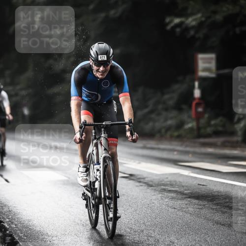 13.09.2026 - Stadtparktriathlon H.Heesch http://msf.ph/oto/10322496 13.09.2026 11:59:36 Radfahren 832, 851, 902, 957, 971, 1035, 1045, 1057, 1066 meine-sportfotos.de