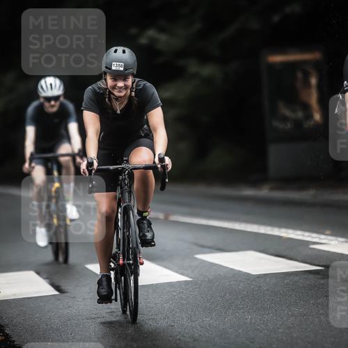 13.09.2026 - Stadtparktriathlon H.Heesch http://msf.ph/oto/10322512 13.09.2026 13:08:31 Radfahren 1237, 1274, 1351, 1358, 1376 meine-sportfotos.de