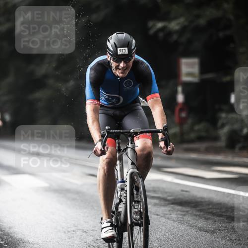 13.09.2026 - Stadtparktriathlon H.Heesch http://msf.ph/oto/10322515 13.09.2026 11:59:36 Radfahren 832, 851, 902, 957, 971, 1035, 1045, 1057, 1066 meine-sportfotos.de