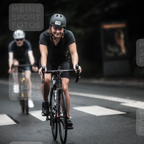 13.09.2026 - Stadtparktriathlon H.Heesch http://msf.ph/oto/10322521 13.09.2026 13:08:31 Radfahren 1237, 1274, 1351, 1358, 1376 meine-sportfotos.de