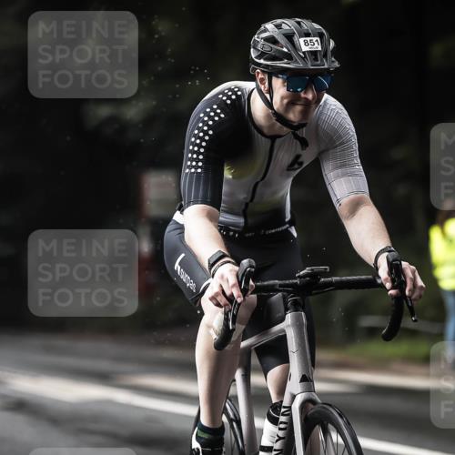 13.09.2026 - Stadtparktriathlon H.Heesch http://msf.ph/oto/10322558 13.09.2026 11:59:38 Radfahren 832, 851, 902, 957, 971, 1045, 1057, 1066 meine-sportfotos.de