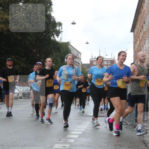 13.09.2026 - Kiel Lauf Markus Tischler http://msf.ph/oto/10322566 13.09.2026 10:57:46 Fleethörn 10420, 4706, 426, 1795, 2233, 1183, 9327 meine-sportfotos.de