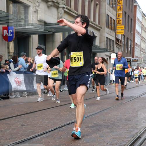 13.09.2026 - 21. swb-Marathon Bremen Strokosch-Dieckow http://msf.ph/oto/10322616 13.09.2026 10:59:39 Ziel 10175, 10236, 10355, 10669, 10691, 10758, 10867, 11054, 11056, 11071, 11089, 11158, 11159, 11160, 11194, 11250, 11259, 11427, 11445, 11453, 11524, 11525, 11528, 11587, 11588, 11589, 11637, 11803, 11879, 11904, 11907, 12123, 12138, 12238, 12239, 12242, 12243, 12274, 12388, 12480, 10147, 10355, 10377, 10669, 10745, 10922, 10928, 10929, 11151, 11194, 11207, 11419, 11501, 11519, 11594, 11873, 12138, 12267, 12295, 12481, 12537 meine-sportfotos.de