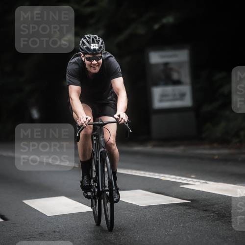 13.09.2026 - Stadtparktriathlon H.Heesch http://msf.ph/oto/10322642 13.09.2026 13:08:41 Radfahren 1212, 1214, 1237, 1239, 1294, 1376 meine-sportfotos.de