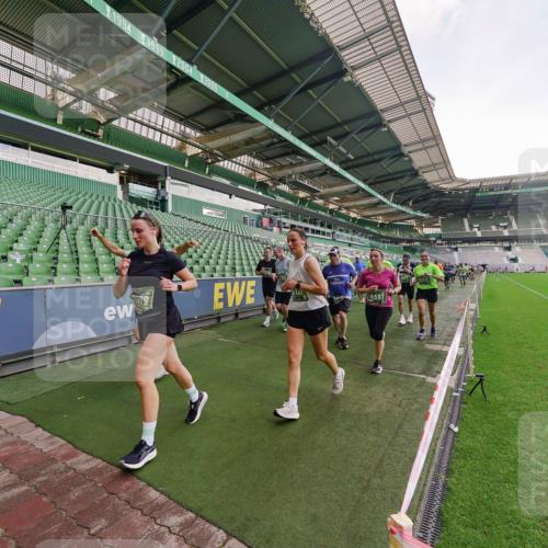 13.09.2026 - 21. swb-Marathon Bremen Michael Burmester http://msf.ph/oto/10322697 13.09.2026 13:24:05 Laufen im Stadion 137, 160, 182, 294, 324, 434, 533, 548, 609, 708, 721, 723, 739, 743, 752, 892, 1178, 1273, 1331, 1463, 1471, 1491, 1597, 1598, 1691, 1746, 1788, 1944, 2095, 2211, 2213, 2252, 2267, 2286, 2312, 2323, 2433, 2445, 2465, 2475, 2483, 2495, 2497, 2503, 2526, 2554, 2571, 2644, 2768, 2776, 2936, 2968, 3252, 3282, 3288, 3289, 3292, 3298, 3306, 3312, 3347, 3364, 3381, 3395, 3423, 3447, 3505, 3530, 3559, 3727, 3770, 3819, 4054, 4231, 4406, 4407, 4466, 4467 meine-sportfotos.de
