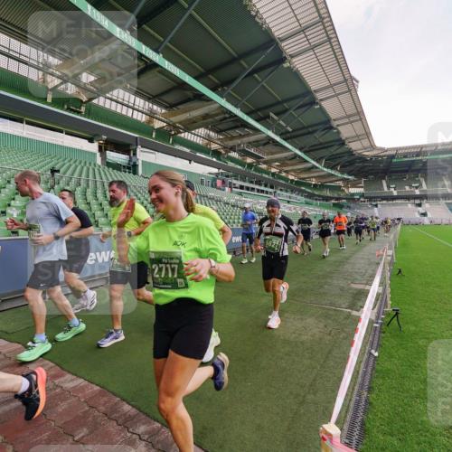 13.09.2026 - 21. swb-Marathon Bremen Michael Burmester http://msf.ph/oto/10322725 13.09.2026 13:24:07 Laufen im Stadion 137, 182, 294, 324, 434, 533, 548, 609, 708, 721, 723, 739, 743, 752, 892, 1178, 1273, 1331, 1463, 1471, 1491, 1515, 1597, 1598, 1691, 1746, 1788, 1944, 2095, 2211, 2213, 2252, 2267, 2286, 2312, 2323, 2433, 2445, 2465, 2475, 2483, 2495, 2497, 2503, 2526, 2554, 2571, 2644, 2768, 2776, 2936, 2968, 3252, 3282, 3288, 3289, 3292, 3298, 3306, 3312, 3347, 3364, 3381, 3395, 3423, 3447, 3505, 3530, 3559, 3727, 3770, 3819, 4054, 4231, 4406, 4407, 4466, 4467 meine-sportfotos.de
