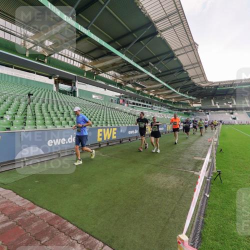 13.09.2026 - 21. swb-Marathon Bremen Michael Burmester http://msf.ph/oto/10322747 13.09.2026 13:24:09 Laufen im Stadion 137, 182, 294, 324, 434, 505, 533, 548, 609, 708, 721, 723, 739, 743, 752, 892, 1178, 1273, 1331, 1463, 1471, 1491, 1515, 1597, 1598, 1691, 1746, 1788, 1944, 2095, 2211, 2213, 2252, 2267, 2286, 2312, 2323, 2433, 2445, 2465, 2475, 2483, 2495, 2497, 2503, 2526, 2554, 2571, 2644, 2768, 2776, 2936, 2968, 3211, 3252, 3282, 3288, 3289, 3292, 3298, 3306, 3312, 3347, 3364, 3381, 3395, 3423, 3447, 3505, 3530, 3559, 3727, 3770, 3819, 4054, 4231, 4406, 4407, 4466, 4467 meine-sportfotos.de