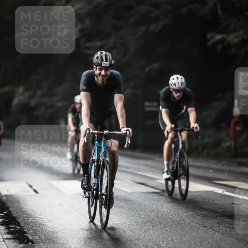 13.09.2026 - Stadtparktriathlon H.Heesch http://msf.ph/oto/10322759 13.09.2026 11:59:52 Radfahren 751, 805, 895, 986, 1026, 1055, 1067 meine-sportfotos.de