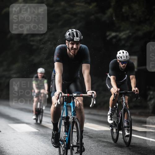 13.09.2026 - Stadtparktriathlon H.Heesch http://msf.ph/oto/10322782 13.09.2026 11:59:53 Radfahren 751, 805, 895, 986, 1011, 1026, 1067 meine-sportfotos.de